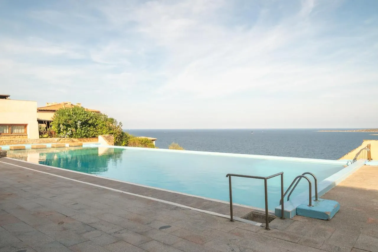 Apartment Giotto In Sardegna With Shared Pool - Happy Rentals Marinella