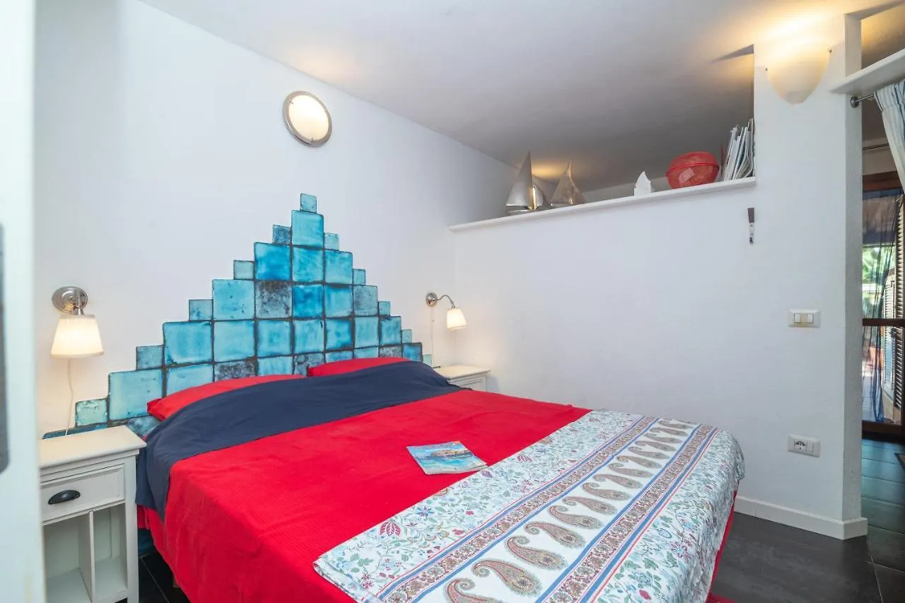 Apartment Giotto In Sardegna With Shared Pool - Happy Rentals Marinella