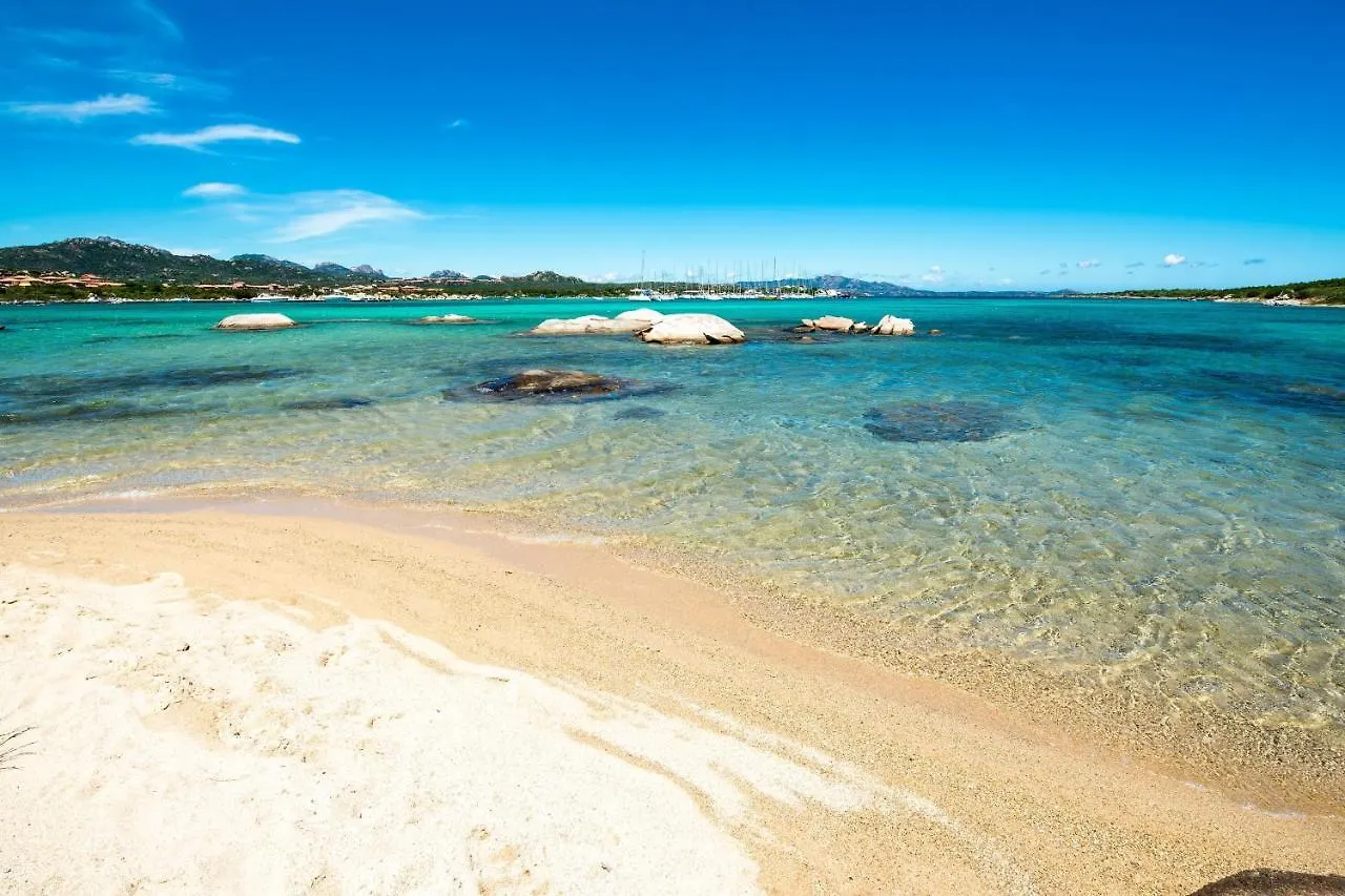 Giotto In Sardegna With Shared Pool - Happy Rentals Marinella  Apartment