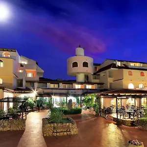 Colonna Marinella Hotel
