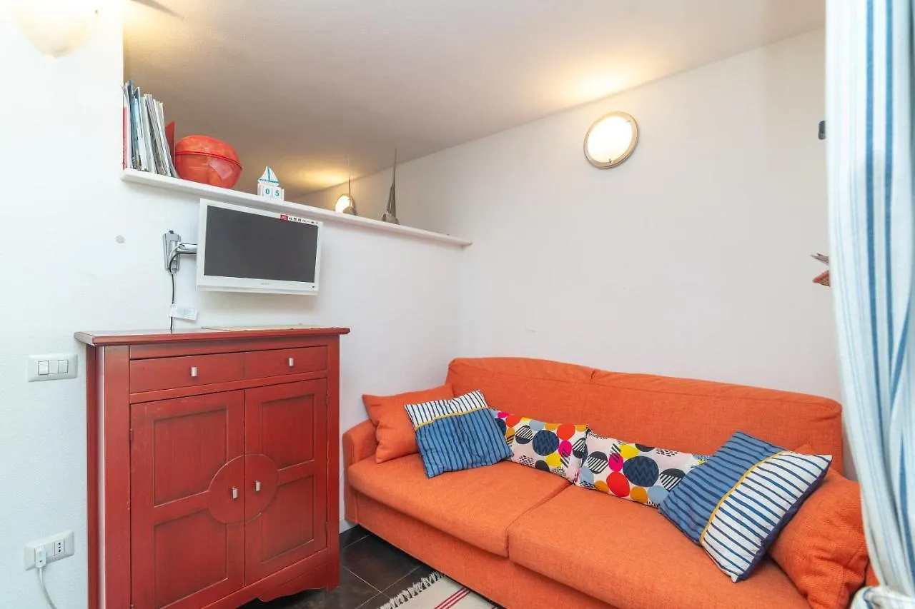 Apartmán Giotto In Sardegna With Shared Pool - Happy Rentals Marinella  Itálie